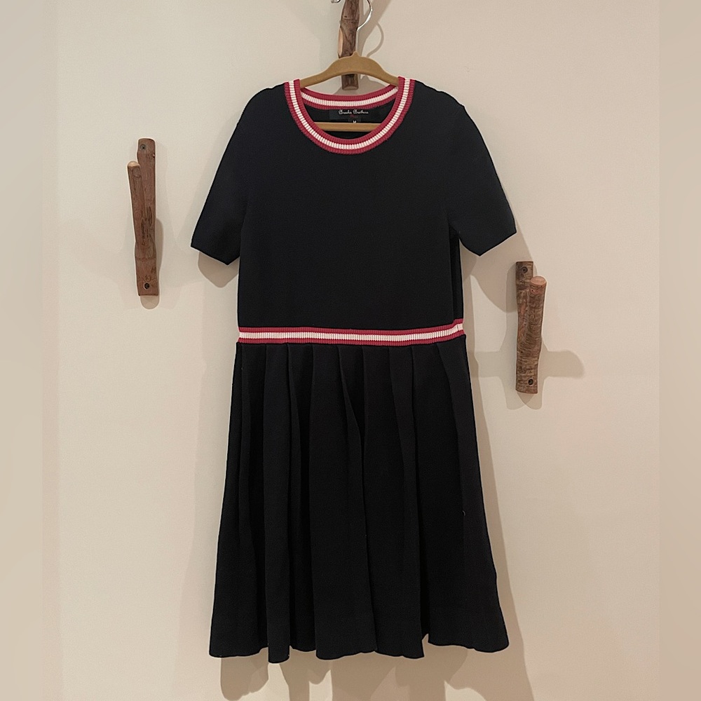 Brooks Brothers Dress Girls size M Navy Dress |